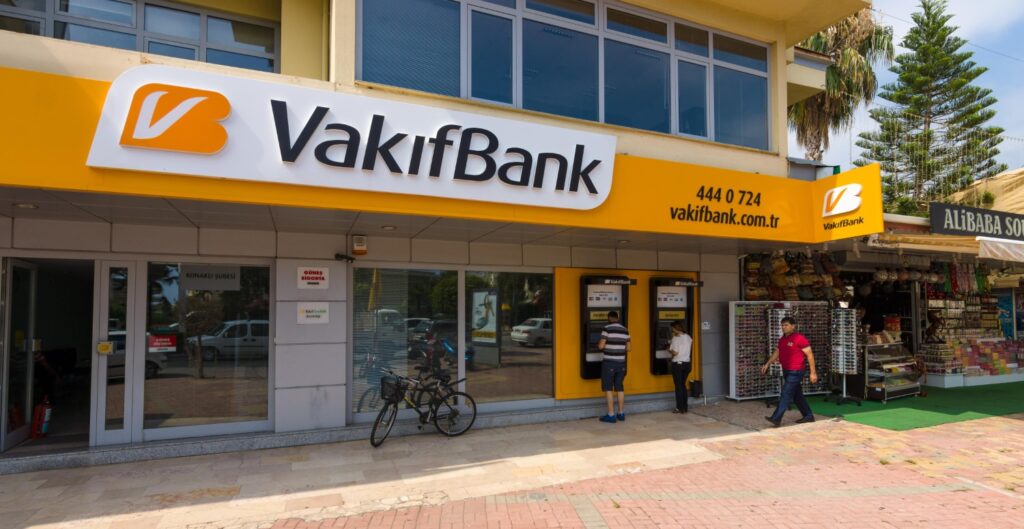 Vakıfbank'tan Emeklilere 80.000 TL Ödeme! Perşembe ve Cuma Günü Hesabınıza Yatacak! Kontrol Edin Size de Yatacak Olabilir