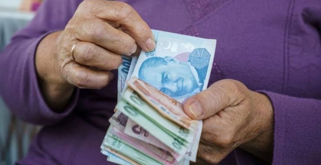 SSK ve Bağ-Kur Emeklilerinin Gözü Ek Zamda: Refah Payı ve En Düşük Emekli Maaşı Ne Olacak?